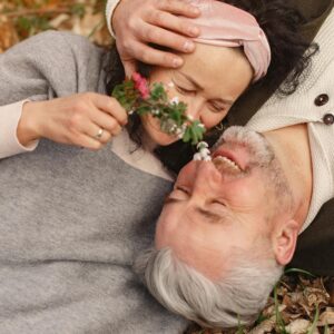 Love, Attachment, and Presence: Keys to Fulfilling Romantic Relationships